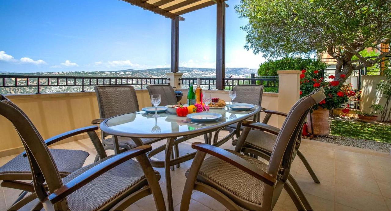 Fantastic Junior Villa Cz02 Salamis With Gorgeous Views, Aphrodite Hills Kouklia Esterno foto