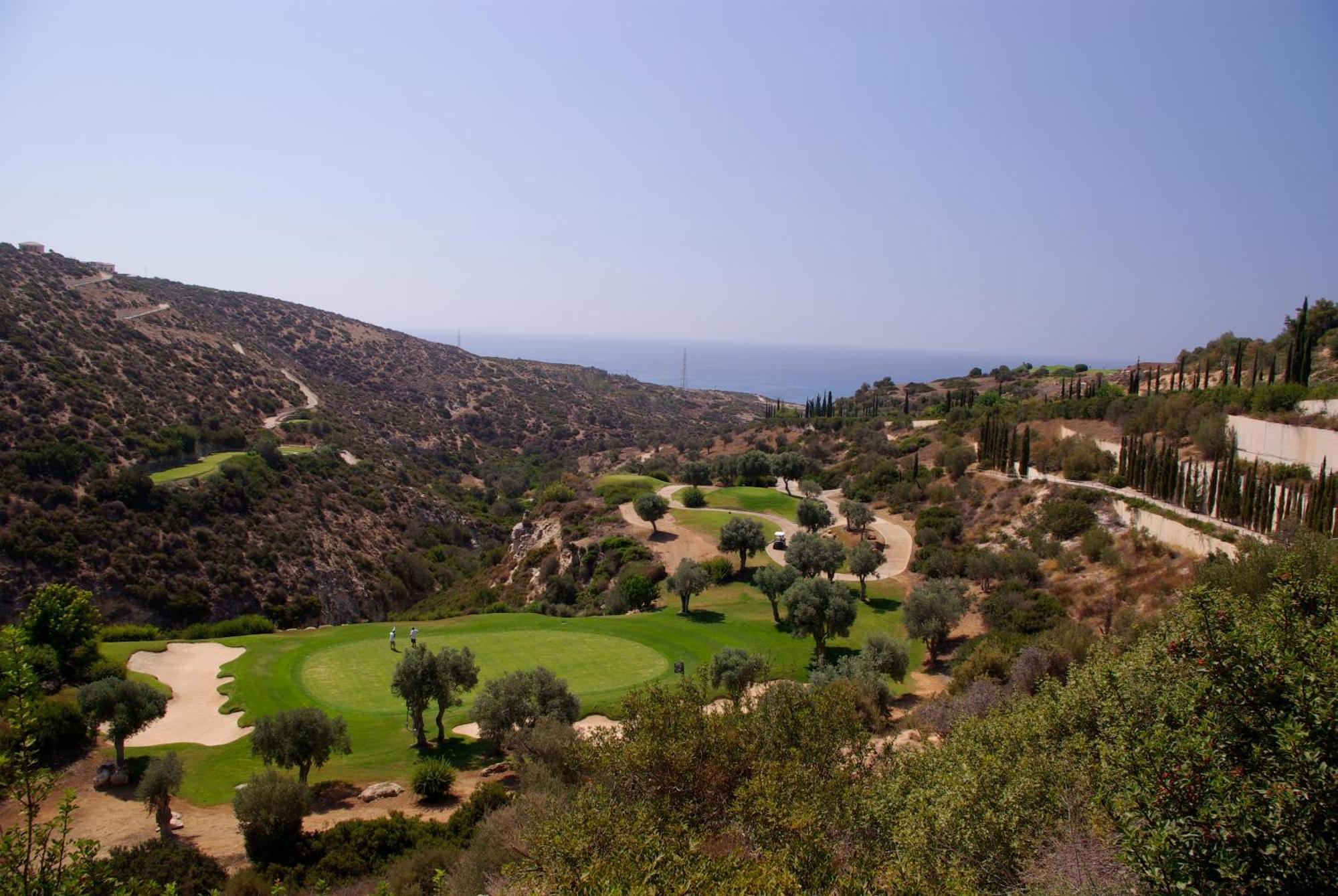 Fantastic Junior Villa Cz02 Salamis With Gorgeous Views, Aphrodite Hills Kouklia Esterno foto